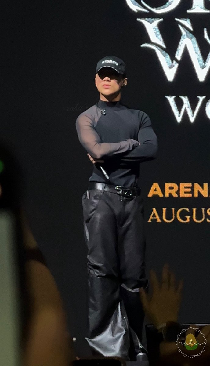 aieiapryxzhygrace (@aieiapryxzhy) on Twitter photo Dfferent energy, same person. Choose your fighter!!!
SINGAPORE ROARS WITH SB19
<a href="/SB19Official/">SB19 Official</a> #SB19
#SaWWorldTourSG Dfferent energy, same person. Choose your fighter!!!
SINGAPORE ROARS WITH SB19
<a href="/SB19Official/">SB19 Official</a> #SB19
#SaWWorldTourSG