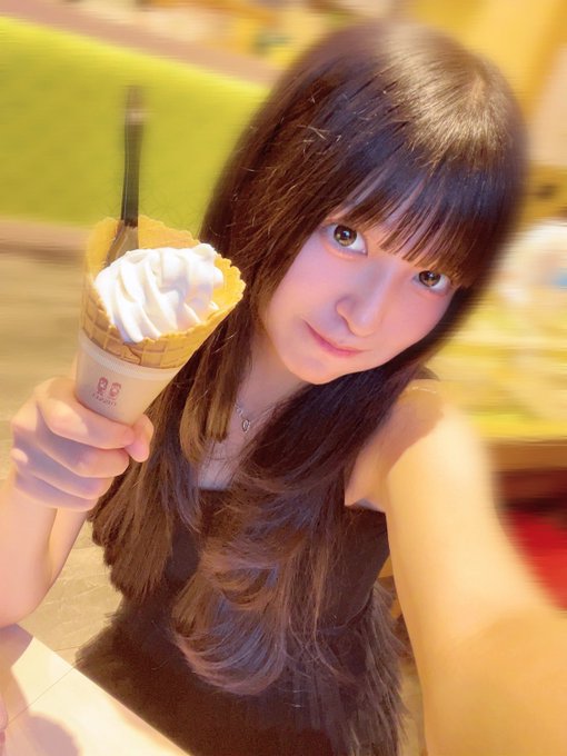 秋月莉緒のTwitter画像4