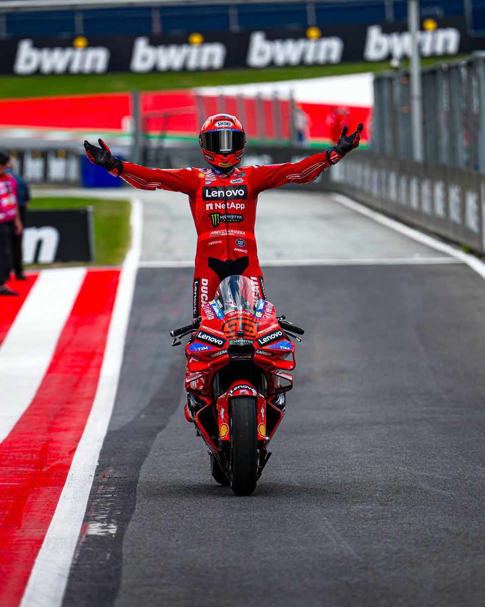 Marc Márquez ha ganado de manera consecutiva las últimas 14 carreras de MotoGP entre Sprints y domingos y lleva 18 carreras seguidas subiendo al podio.

En este 2025:

93% de triunfos y 100% de podios en carreras Sprint

71'5% de victorias y 86% de podios en domingo