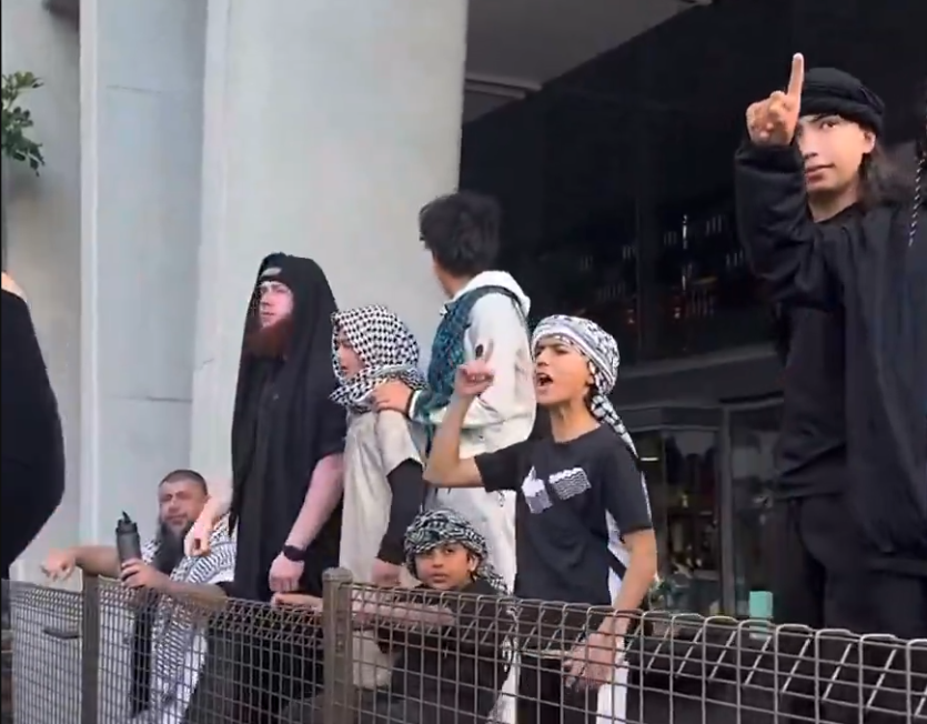 Rob Smith tweet media