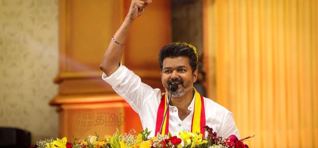 मैं इन लोगों को कहना चाहता हूँ कि आप लोग तुष्टिकरण व वोटबैंक की राजनीति करके सस्ती लोकप्रियता तो हासिल कर सकते हो परन्तु बहुसंख्यकों के अधिकारों का हनन नही कर सकते हो अब बहुसंख्यक जाग चुके है <a href="/TVKVijayHQ/">TVK Vijay</a> <a href="/actorvijay/">Vijay</a>

जय हिन्दू

कच्चातिवु द्वीप को <a href="/INCIndia/">Congress</a> ने श्रीलंका को सौंपा था