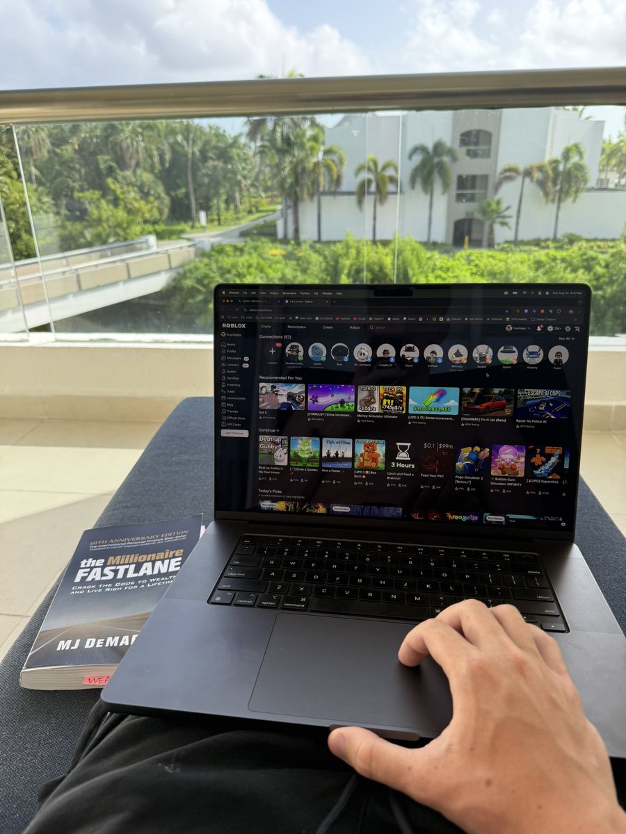 Supdoggy tweet media