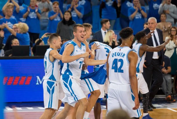 The best players don’t just work on their game… they work on the parts of their game that fit the team. That’s how you stand out. 🏀🔥