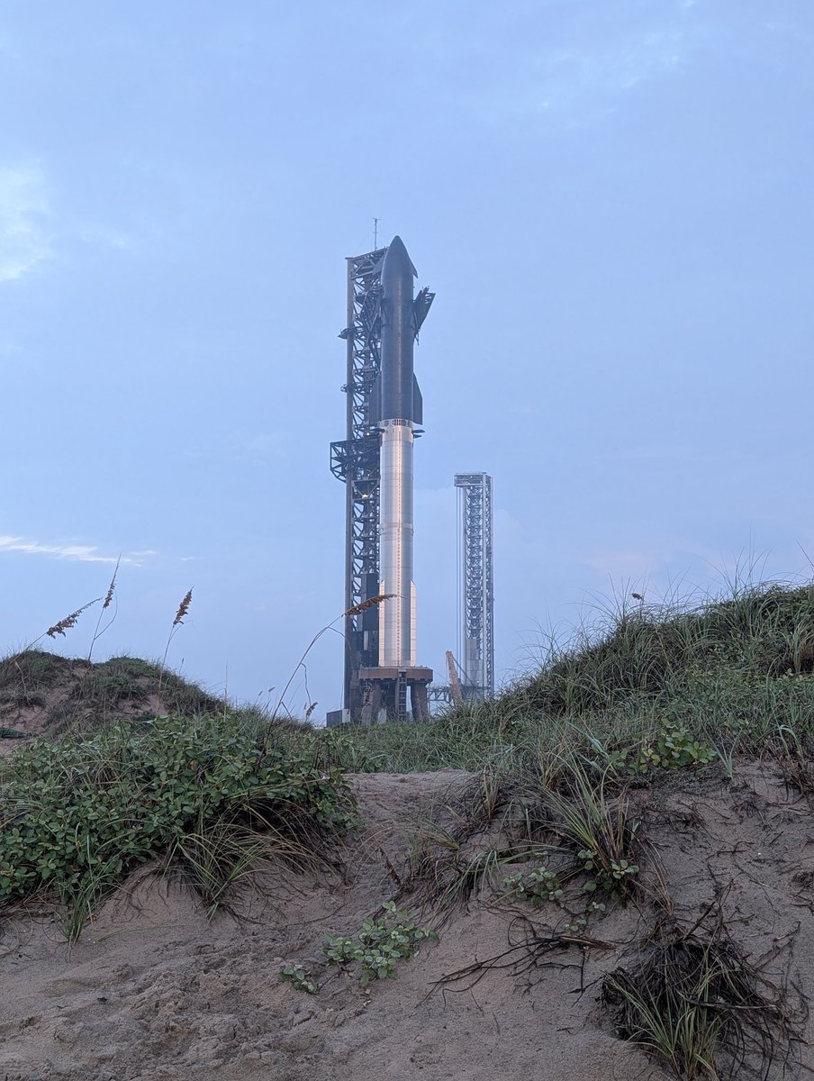 Flight 10 Starship this AM
It's looking ready to go. 

Good luck SpaceX, do the thing!