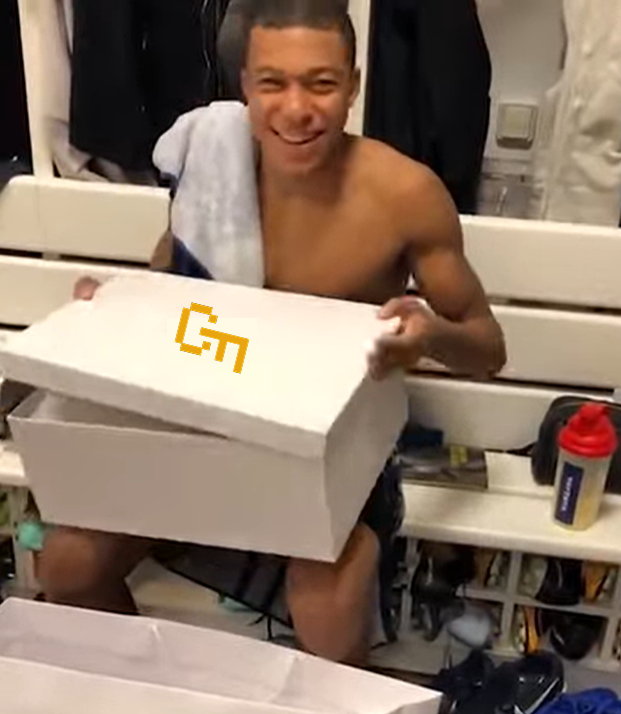 case.fun (@casedotfun) on Twitter photo Intern was close to getting fired because he got distracted playing <a href="/footballdotfun/">Football.Fun</a> over the weekend (it's great).
Now all I can think about is putting yamal or mbappe in a case 🥵 Intern was close to getting fired because he got distracted playing <a href="/footballdotfun/">Football.Fun</a> over the weekend (it's great).
Now all I can think about is putting yamal or mbappe in a case 🥵