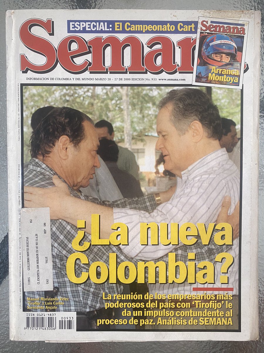 SergioMZamoraB's tweet image. Jerónimo y Tomás, herederos de A.U.C., atacan a Iván Cepeda con fotos de los procesos de paz. Entonces, ¿Sarmiento Ángulo es “narcosocialista” por salir en SEMANA dándose la mano con Tirofijo? Hipócritas. ¡Desmovilicen su discurso de odio!