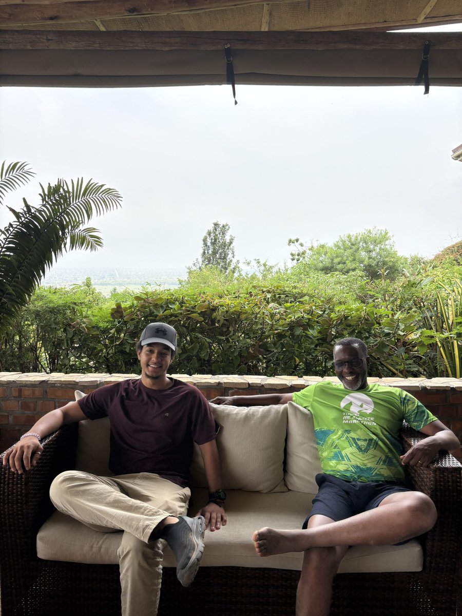 Wekesa Kylan - Birthday 

Kylan Wekesa makes 20yrs today and we are hanging out elephant plains for his birthday. 

After the marathon yesterday many people come to me and say your son is so hard working. 

He has no choice, he probably slept 8hrs in total since Thursday, and his