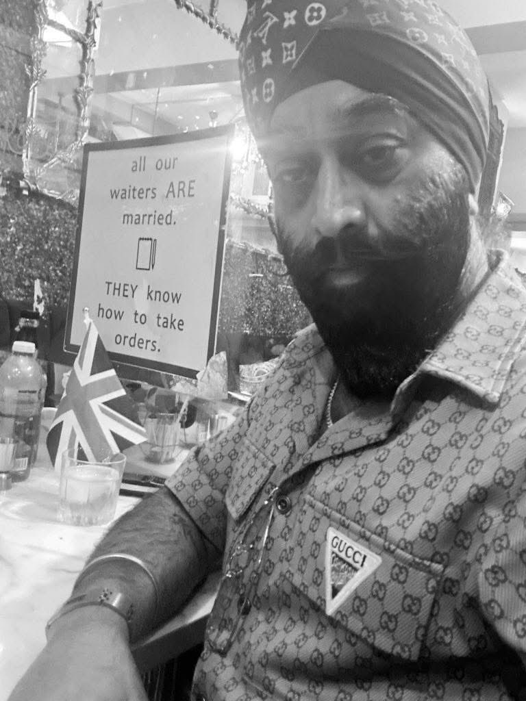 Yes ! 🙌 this right here ! this man right here , respect 🫡 🇬🇧🏴󠁧󠁢󠁥󠁮󠁧󠁿#british #Standupforbritain <a href="/TheBritLad/">The British Patriot</a> <a href="/GSGB01/">God Save Great Britain</a> <a href="/TRobinsonNewEra/">Tommy Robinson 🇬🇧</a>