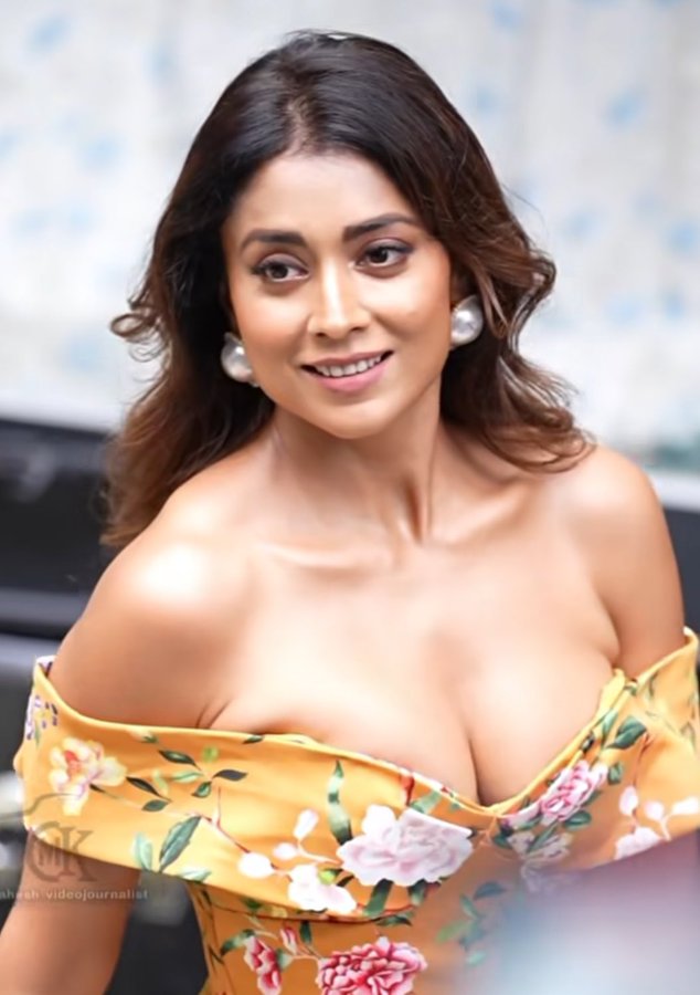 GzHq4mhbQAA-PIf?format=jpg&name=900x900