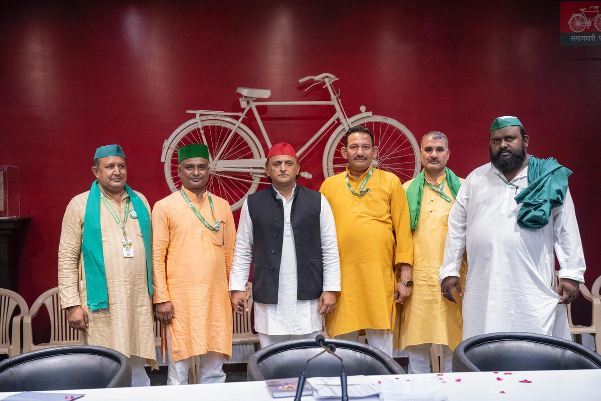 Akhilesh Yadav tweet media