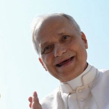 there it is!! our favorite crooked smile 🥹🫶