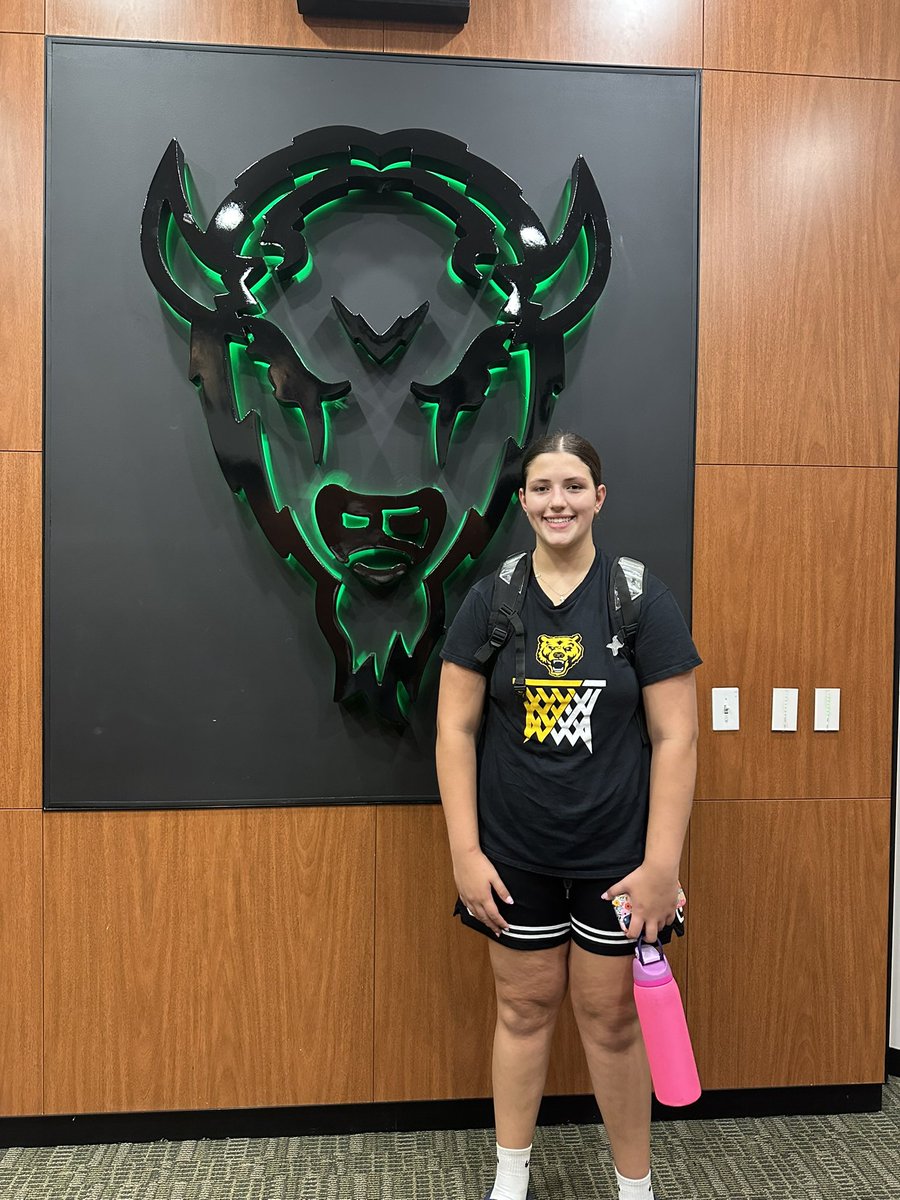 Lucy Beal (@lucy_beal2028) on Twitter photo Many thanks to Marshall Women’s Basketball, <a href="/HerdWBB/">Marshall Women's Basketball</a> , and Coach Fulks, <a href="/Juli_Fulks/">Juli Fulks</a> , for a spectacular opportunity to see Marshall and to meet the team. I look forward to learning more about your program!
<a href="/vjhAlways100/">Always 100</a>
<a href="/uagirlsbasketb1/">Upper Arlington Girls Basketball</a>
<a href="/MykasaRobinson5/">Mykasa Lucas</a>
<a href="/CoachCass_/">Cassie Lastivka</a> Many thanks to Marshall Women’s Basketball, <a href="/HerdWBB/">Marshall Women's Basketball</a> , and Coach Fulks, <a href="/Juli_Fulks/">Juli Fulks</a> , for a spectacular opportunity to see Marshall and to meet the team. I look forward to learning more about your program!
<a href="/vjhAlways100/">Always 100</a>
<a href="/uagirlsbasketb1/">Upper Arlington Girls Basketball</a>
<a href="/MykasaRobinson5/">Mykasa Lucas</a>
<a href="/CoachCass_/">Cassie Lastivka</a>