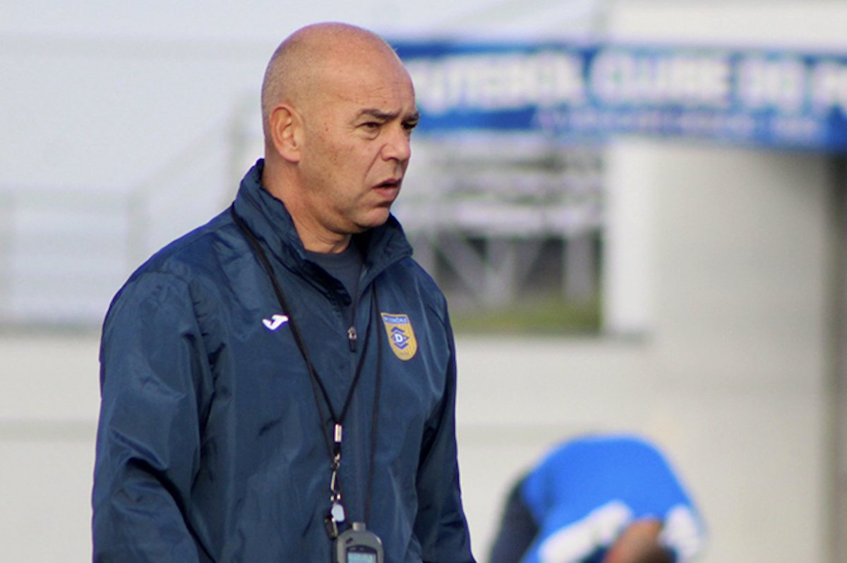 Vodenje prvega moštva prevzema Darko Birjukov.

Več na: shorturl.at/YC5gQ

#rumenadruzina