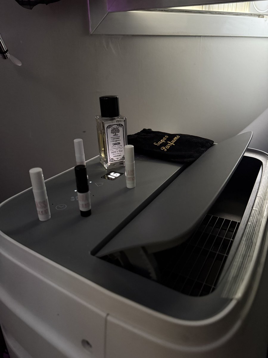 Le combo clim + caraiba mdrrrr il a tout compris faut meme pas lui parler de canicule lui