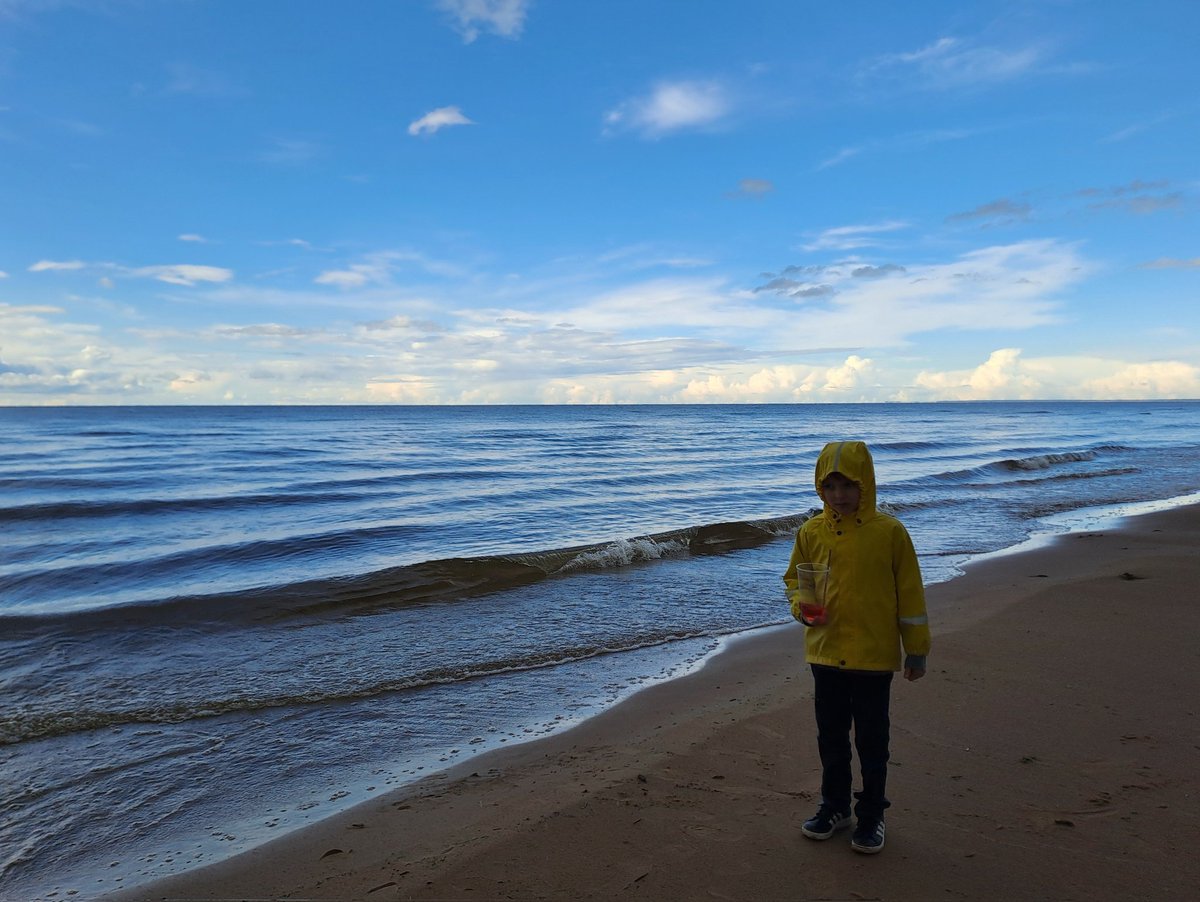 Морской диптих с разницей в две секунды с двух разных ракурсов 🩶💙