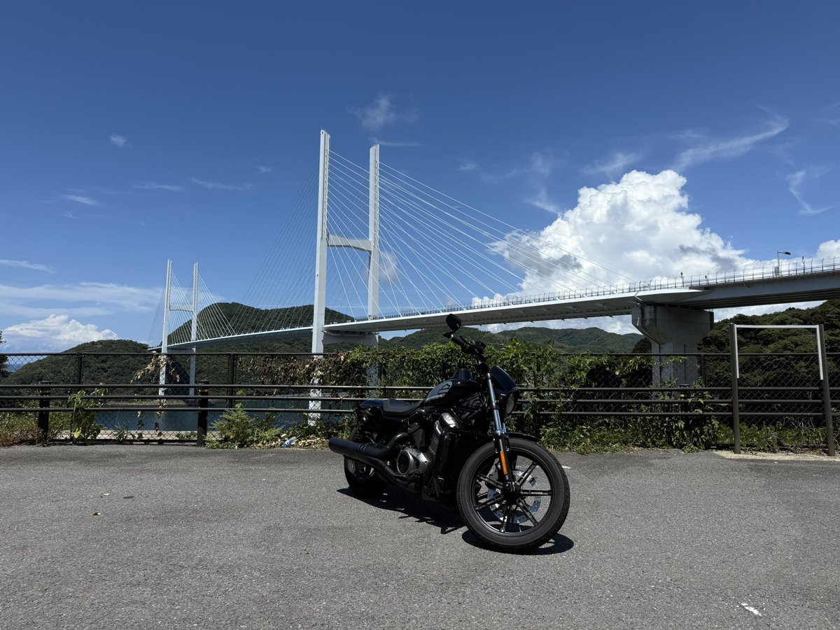 M_noserider2's tweet photo. #rh975
#ナイトスター
#女神大橋
 車検も終えて四年目突入
そろそろマフラーとリアサス替えたい https://t.co/qdU6xRPOFr