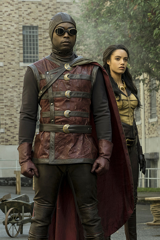 JuanC_Rdgz's tweet photo. 📺 Happy Birthday Kwesi Ameyaw 🎂📺
#KwesiAmeyaw #ManofSteel #CanadianAirman #Supergirl #Cassian #LegendsofTomorrow #DrMidNite #CharlesMcNider #Batwoman #JudgeWellington #HappyBirthdayKwesiAmeyaw https://t.co/tt3owsTq3g