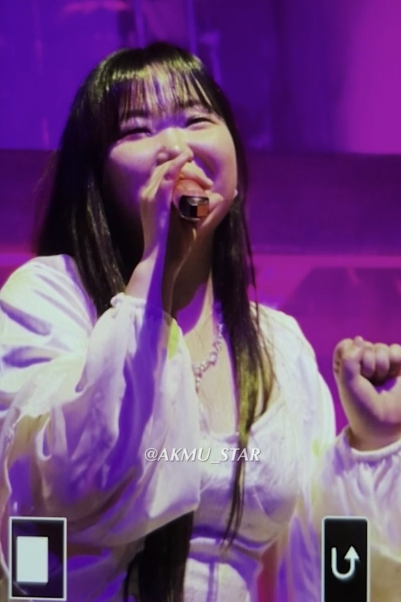 250824 악동들 막막콘

🎤🤘

#AKMU #악뮤 #이찬혁 #이수현