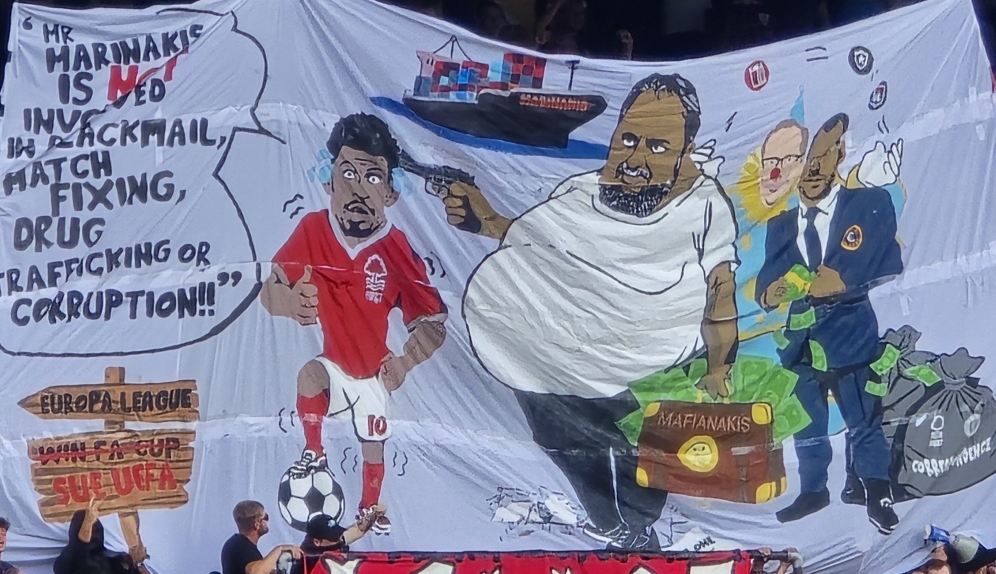 pbs.twimg.com/media/GzHzcflXwAAdDnY?format=jpg&name=large