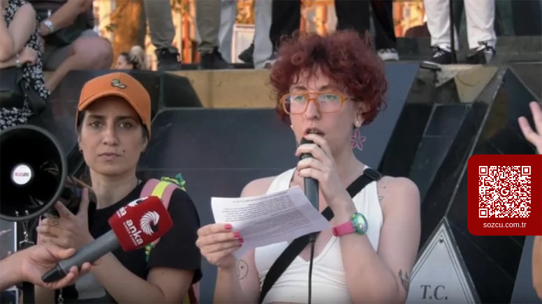 İstanbul Valiliği’nin sokak hayvanları genelgesi Kadıköy’de protesto edildi.

📌 Yaşam Hakkı Savunucuları, Kadıköy Rıhtım’da toplanarak valiliğin sahipsiz hayvanların toplanıp bakımevlerine nakledilmesine ilişkin genelgesine tepki gösterdi.