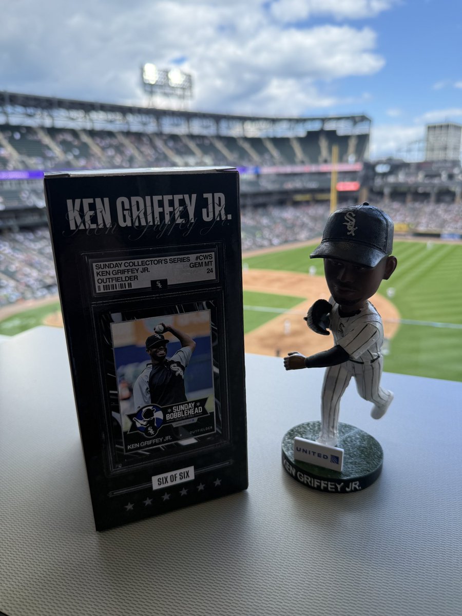 Omar Ramos (@omarramoslive) on Twitter photo Este cabezón me recordo al tiempo que narraba los #WhiteSox - Tiempos de Ozzie Guillén Gracias <a href="/whitesox/">Chicago White Sox</a> Este cabezón me recordo al tiempo que narraba los #WhiteSox - Tiempos de Ozzie Guillén Gracias <a href="/whitesox/">Chicago White Sox</a>