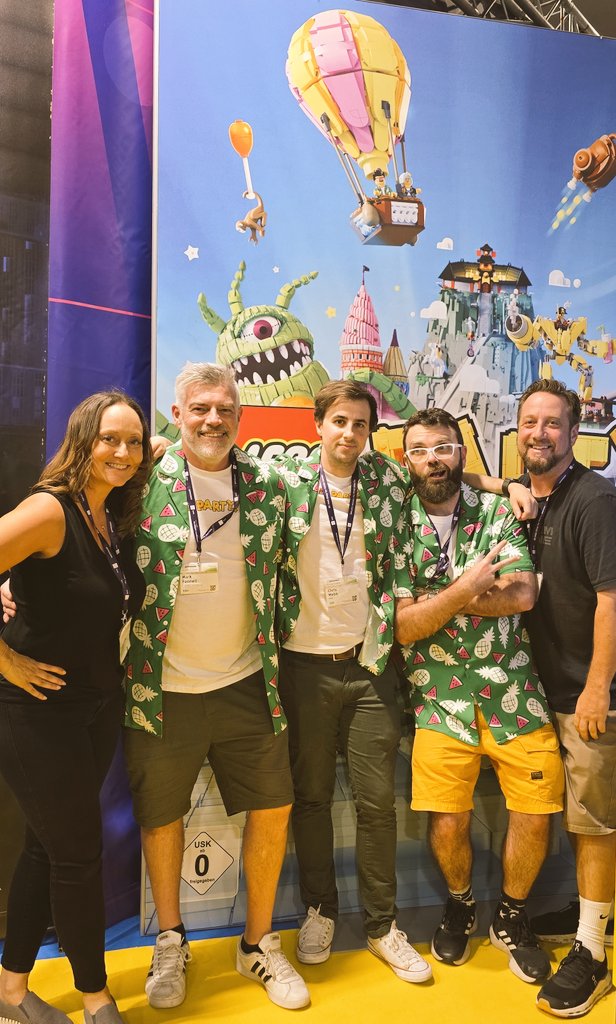 SMG Studio | LEGO® Party! is out! tweet media