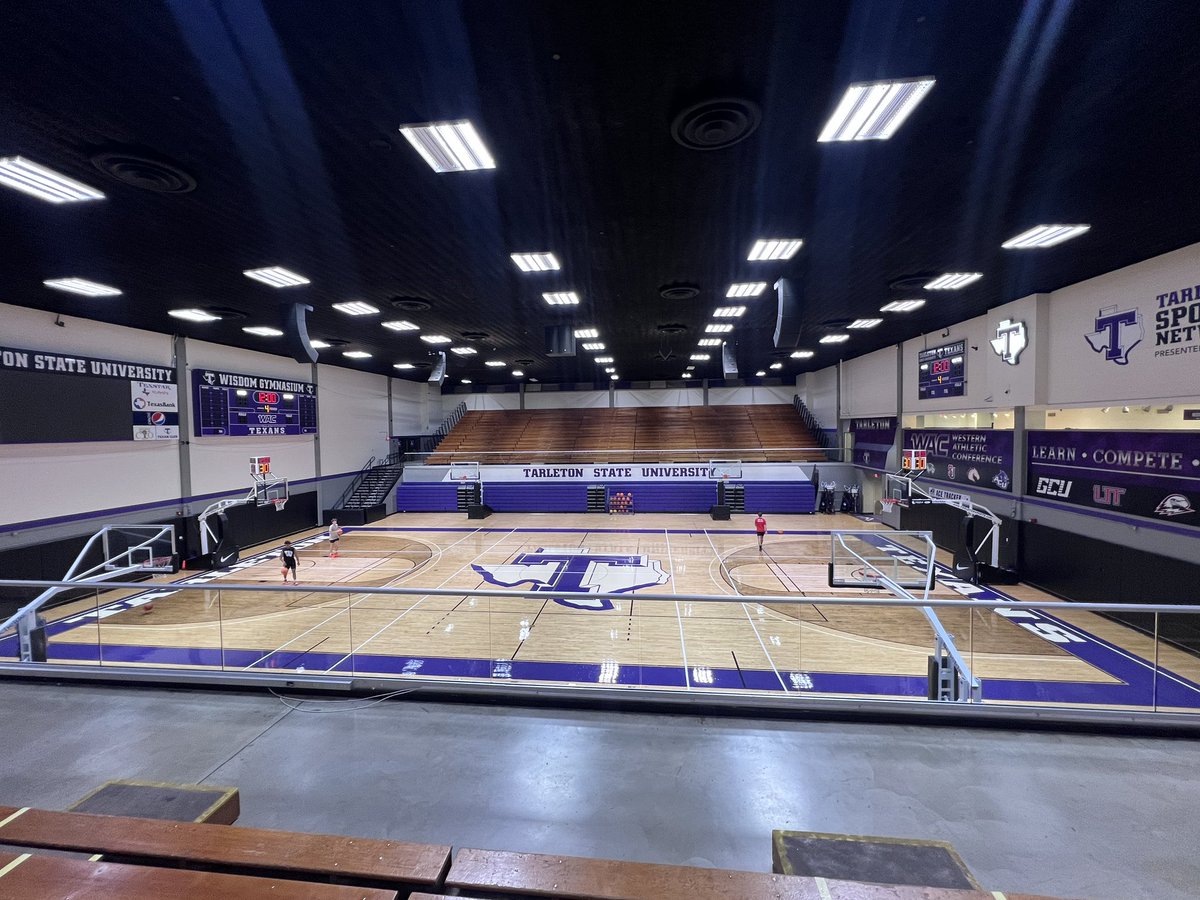 Adam Holmes tweet media