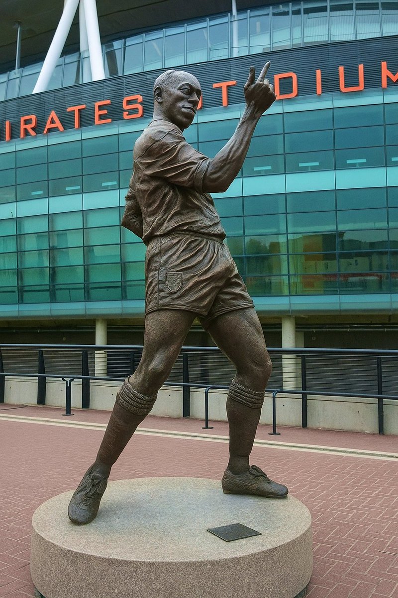 ๐๐ฟ๐๐ฒ๐๐ฎ๐๐ฉ๐๐๐ค โป ๐ต๐ธ (@artetactico_) on Twitter photo I hope <a href="/Arsenal/">Arsenal</a> builds a statue for Ian Wright while heโs still alive, man. Just feels like heโs the kind of man whoโll only get the recognition and praise after heโs left us. The man deserves to be immortalised outside the Emirates just as much as Tony Adams. He bleeds Arsenal. I hope <a href="/Arsenal/">Arsenal</a> builds a statue for Ian Wright while heโs still alive, man. Just feels like heโs the kind of man whoโll only get the recognition and praise after heโs left us. The man deserves to be immortalised outside the Emirates just as much as Tony Adams. He bleeds Arsenal.