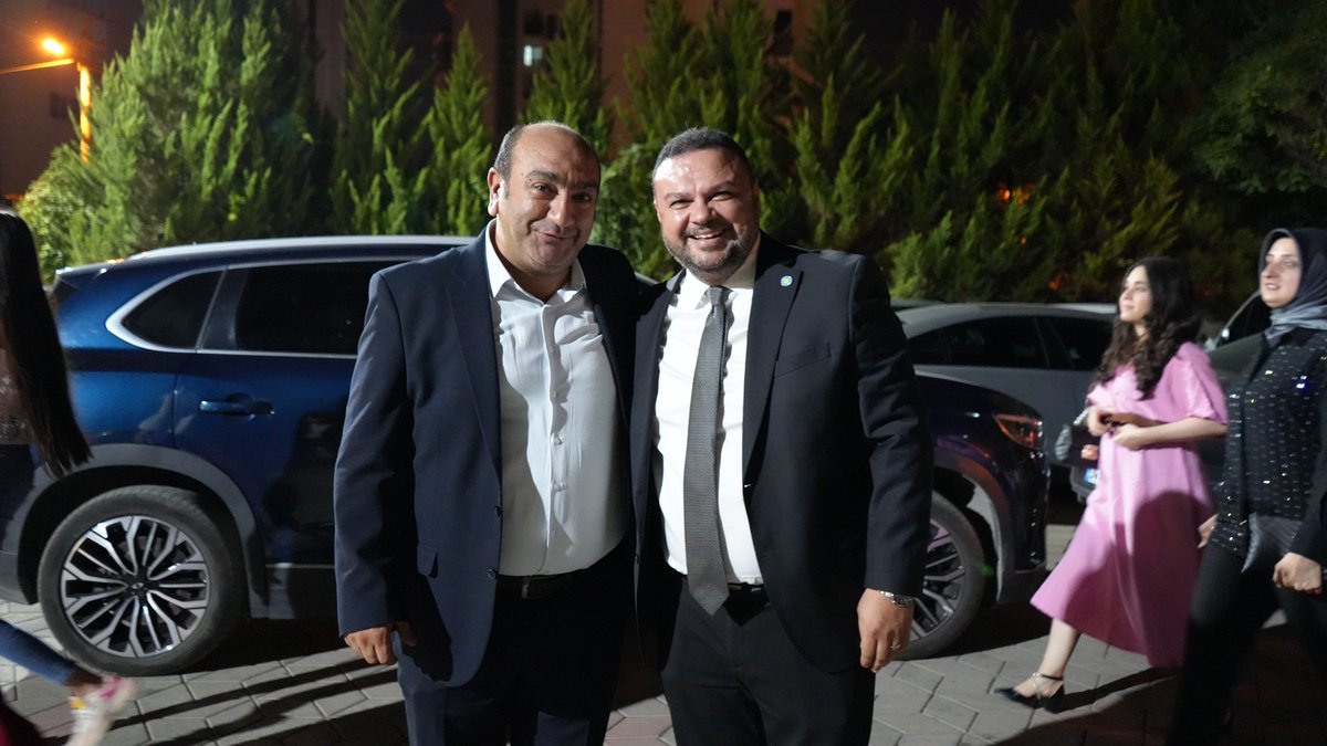 Kahramanmaraş’ımızın değerli Gazetecilerinden Adem Gemci’nin Kızının düğününe Katıldık 🙏🏻 

Çiftimize bir ömür boyu mutluluklar dileriz 🙏🏻