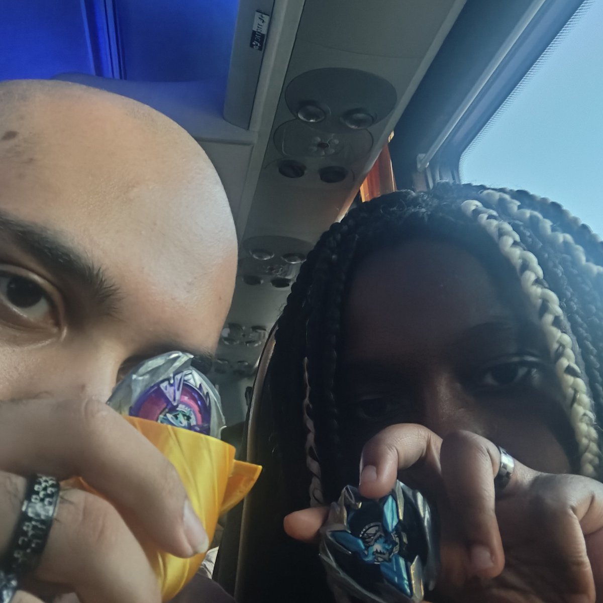 c'est le nôtre, à tous 🤙
shark scale et dran buster, on a jamais vu un duo pareil depuis Axel Blaze et Shawn Froste