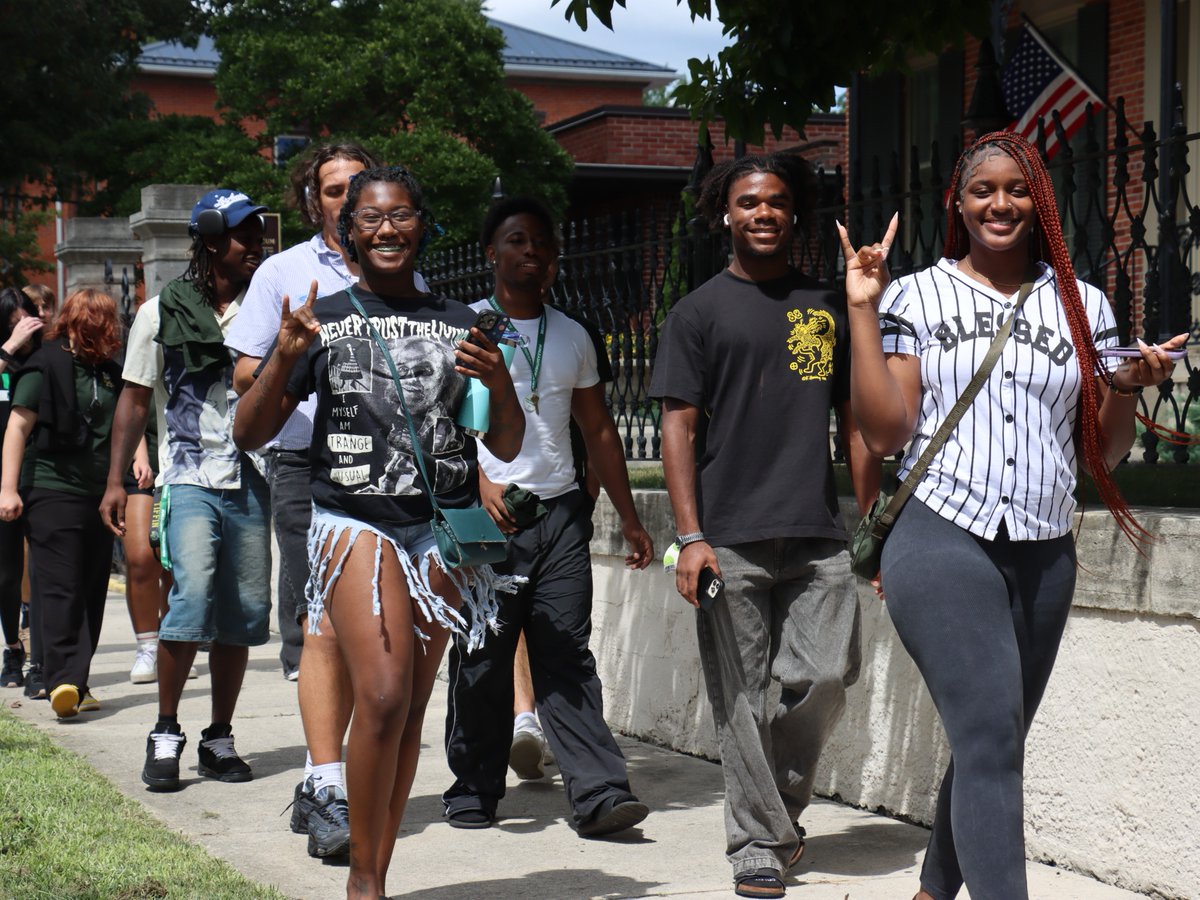 TiffinU's tweet image. It has been an eventful day here at TU! Our newest Dragons have had a full day of activities on campus, and around the town. It is a great day to be a Dragon! 🐲 💚

#tiffinuniversity #welcomeweekend #dragonnation