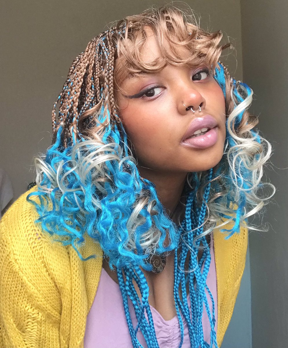 leechteeeth's tweet image. best part of life is that you can just say “i don’t wanna live like this anymore” and become something else. you can always start over! for example, my hair is blue now