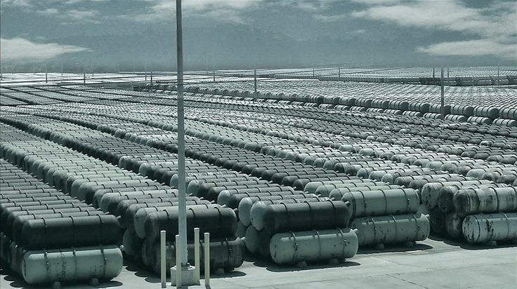 USA is asleep

America has 700,000 tons of depleted uranium stockpiled, if you were to burn it in a fast breed-burn reactor, there is 13X more energy available than all the world’s oil reserves.

Yet the only two fast breed-burn reactors in the world are both in Russia.

🤔