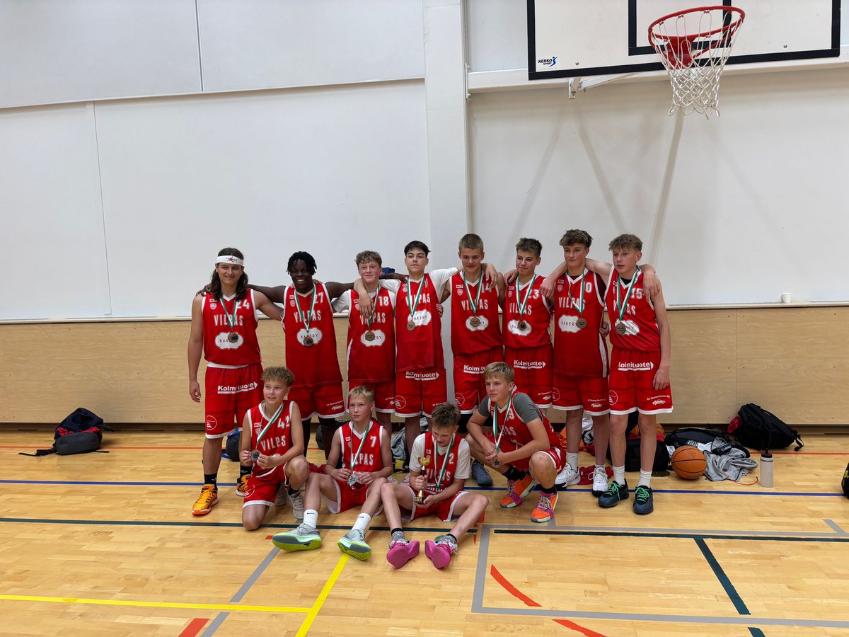 Vilppaan U15 ja U13 joukkueet pronssille Espoo liikkuu turnauksessa.

#vilpas #koripallo #espooliikkuuturnaus