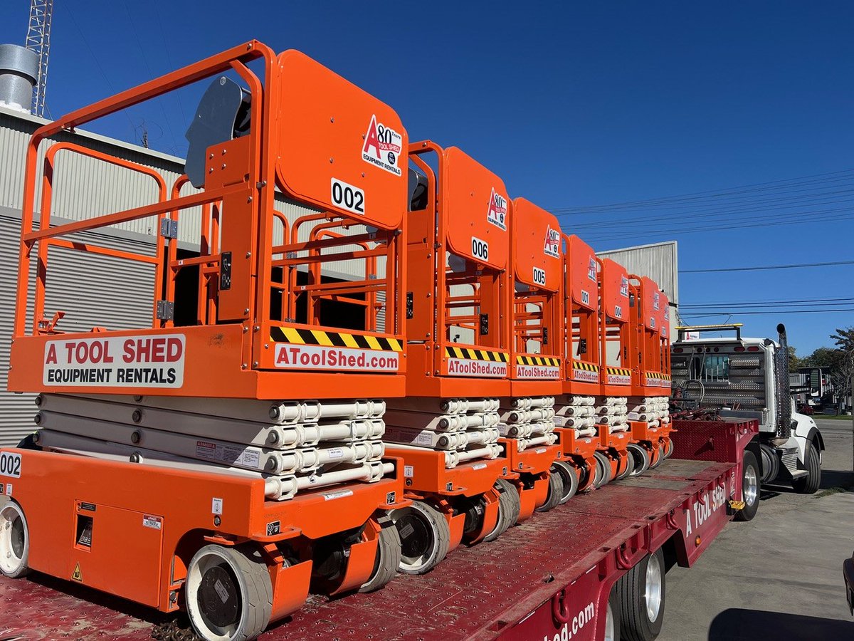 Maximize project flexibility with Aerial Work Platform rentals. Get the right equipment for high-reaching tasks without the hassle of upkeep or storage. Finish the job efficiently and affordably—no costly commitment required.