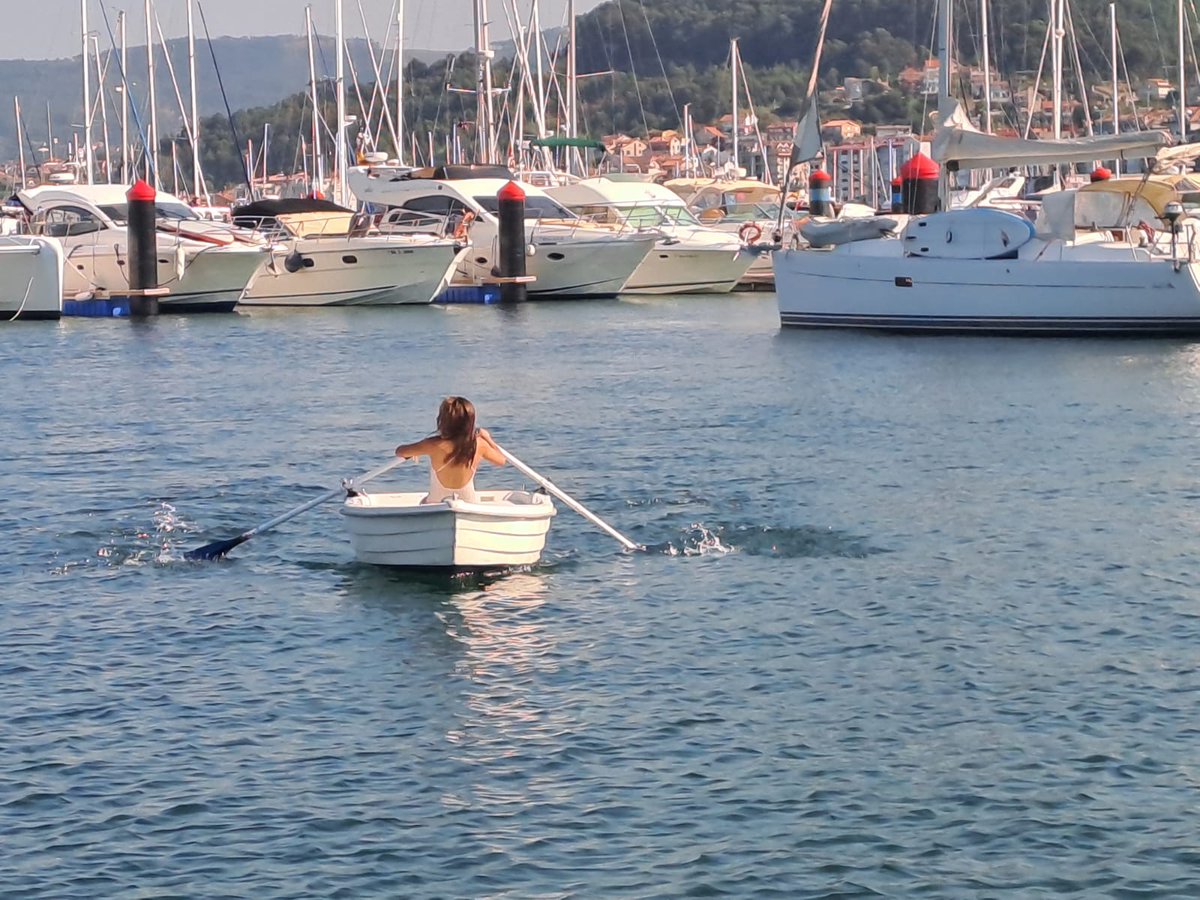 El centollo en veda, pero ni tan mal. Verano en Baiona.