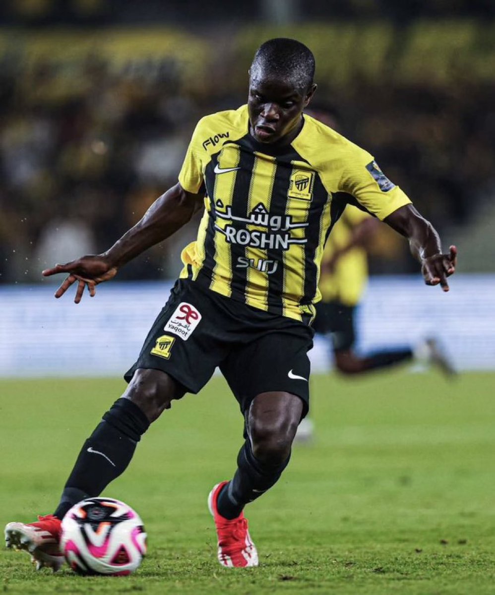 #الاتحاد

يبدو انكم  تبحثون عن غضب الجمهور ….

كانتي خط احمر 

كانتي خط احمر 

كانتي خط احمر 

نصيحة لوجه لا تحاولون اثارة الجمهور 

<a href="/FahdCynndy/">Fahd Cynndy فهد سندي</a> 
<a href="/ittihad/">نادي الاتحاد السعودي</a>