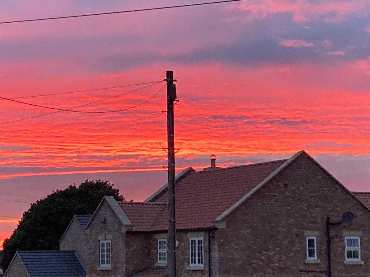 Red sky over rural Yorkshire tonight.  28c tomorrow