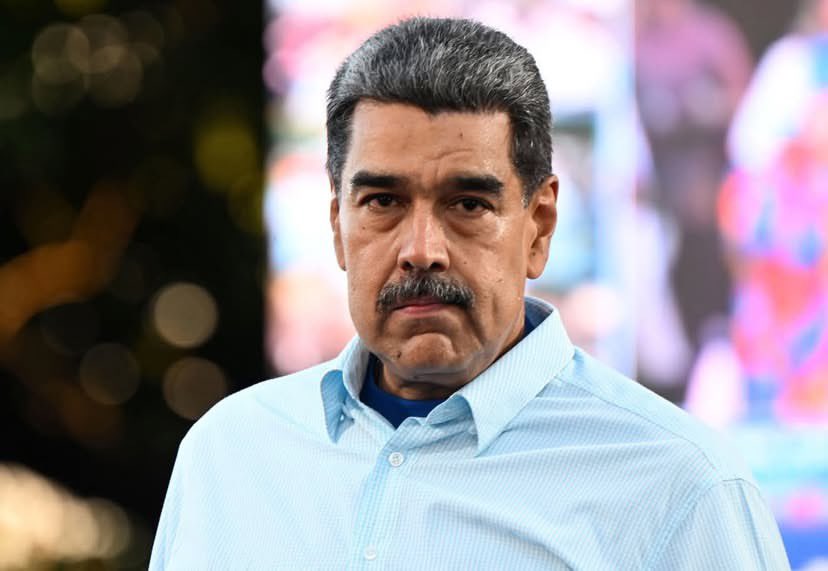 Si Donald Trump, se atreve a tocar a Maduro,😒 que tenga por seguro que toda Latinoamérica nos vamos a levantar y salir a las calles, para festejar toda una semana! 🥳

¿Quién conmigo?