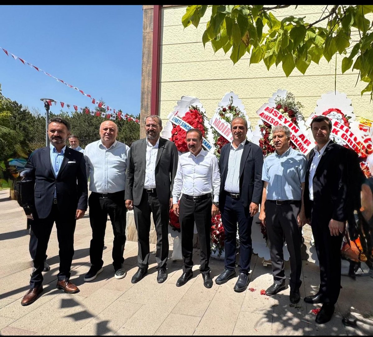 Ahid Genelbaşkanımız Sn <a href="/HilmiYaman06/">Hilmi Yaman</a> a yeni dönemde başarılar diliyorum.