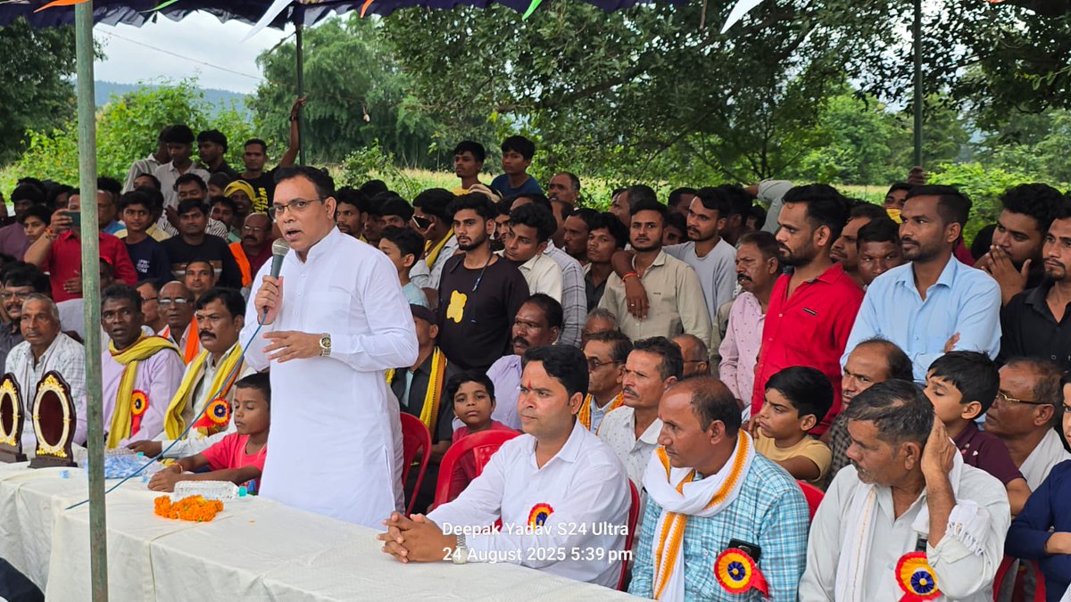 dryogesh_mla's tweet image. आज ग्राम सीताकामथ में पोला पर्व के अवसर पर आयोजित दंगल प्रतियोगिता के कार्यक्रम में सम्मिलित हुआ।।