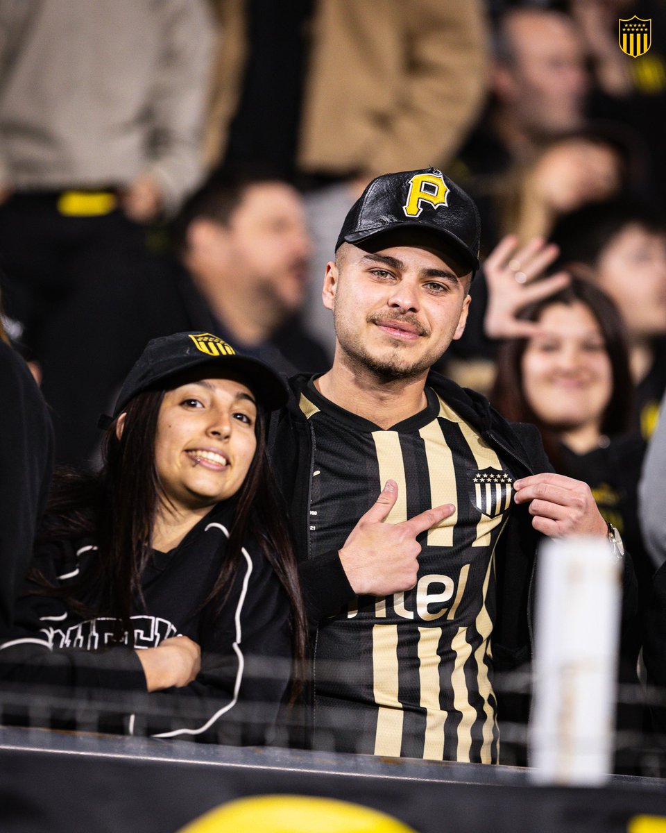 HOY. EN CASA 🫵🏻 

#TodosJuntos 

🎫 peñarol.org/Noticias/Venta…