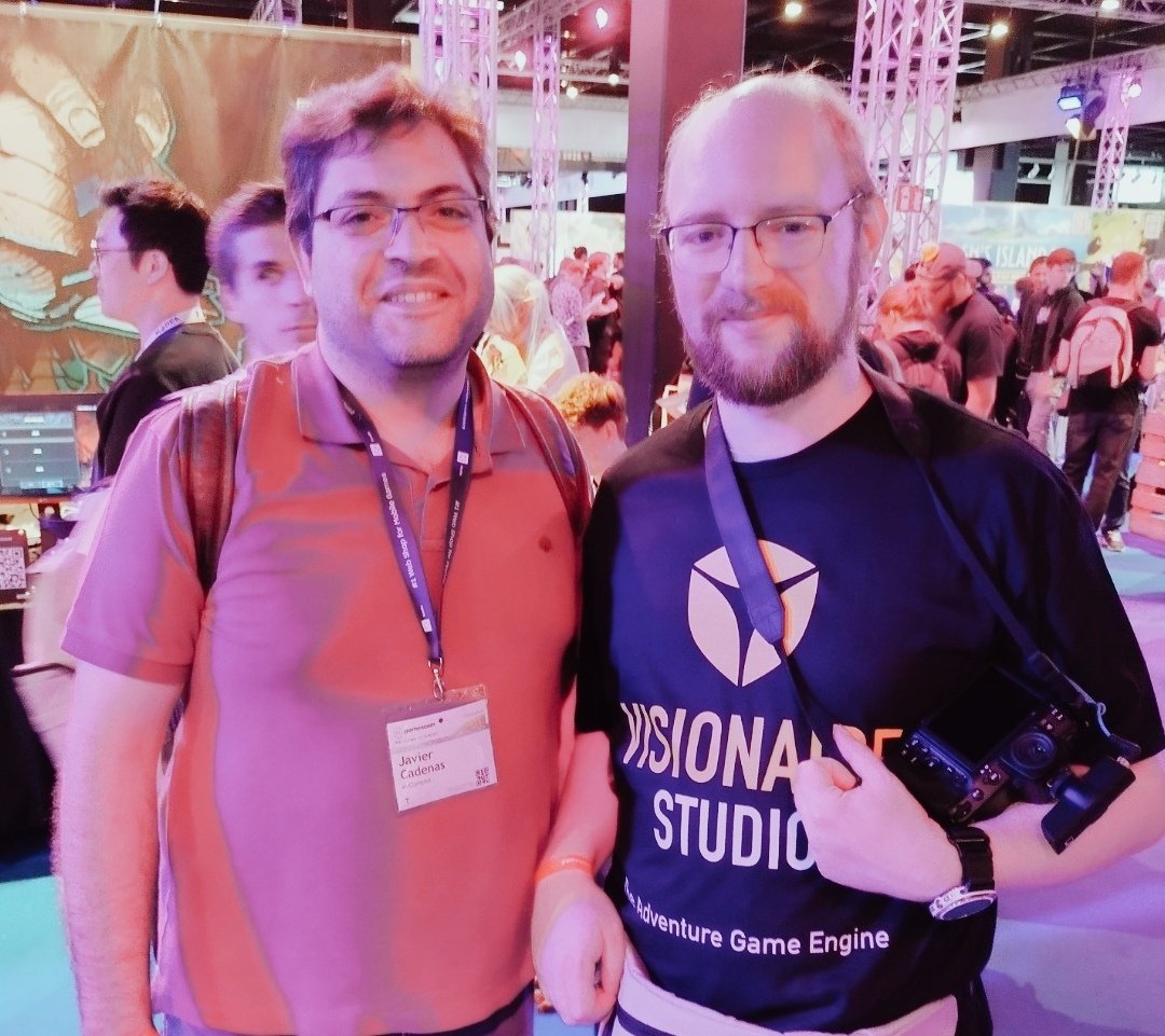 On #Gamescom2025 we met Javier Cadenas, creator of The Season of the Warlock 🎩🕯️ – a gothic horror comedy adventure by <a href="/enComplotGames/">The Season of the Warlock</a>, developed with Visionaire Studio. Great meeting you, Javier! 😃❤️

Wishlist his game 👉 store.steampowered.com/app/1185380

 #IndieDev #pointandclick