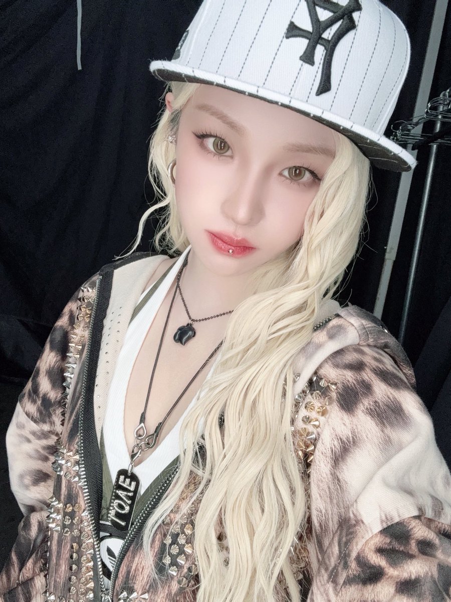 [📸] 250824 @ #TMEA

우기의 TMEA 2025 무대 완료 🏆🏆
값진 상 수상할 수 있게 함께해주신 네버랜드 감사합니다!
네버랜드의 사랑에 힘입어 항상 좋은 무대로 보답할게요 ✨

#아이들 #idle
#우기 #YUQI