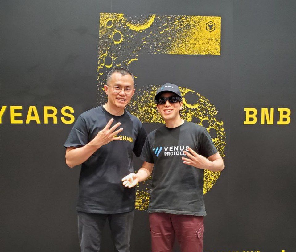 5 years of BNB Chain and soon 5 years of Venus 🎉

We’re honored to contribute to building a stronger, safer, and more innovative DeFi ecosystem together.

The best is yet to come. #BNBDay