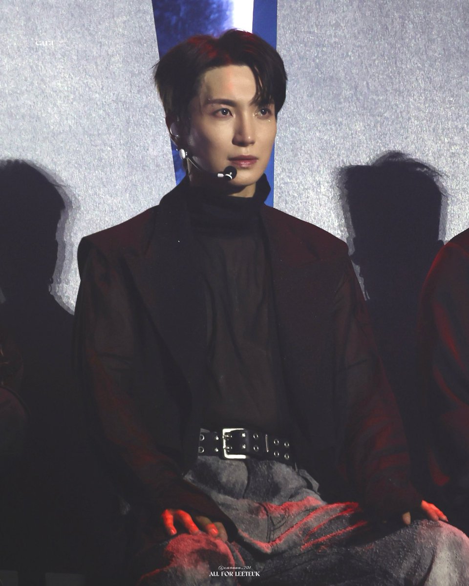 caraaa_701's tweet photo. 𝟐𝟎𝟐𝟓𝟎𝟖𝟐𝟒 𝐒𝐮𝐩𝐞𝐫 𝐉𝐮𝐧𝐢𝐨𝐫 𝐒𝐮𝐩𝐞𝐫 𝐒𝐡𝐨𝐰 𝟏𝟎 𝐢𝐧 𝐒𝐞𝐨𝐮𝐥 - 𝐃𝟑🇰🇷

#supershow10 #supershow #ss10 
#이특 #박정수 #leeteuk #희철 #김희철 #Heechul #superjunior #sj #슈퍼주니어 #슈주 https://t.co/vMbnifKdLx