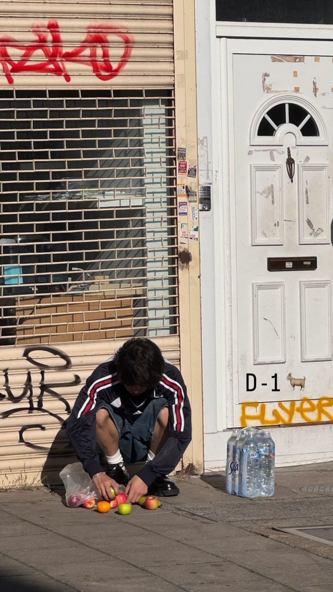 250824 real__pcy Instagram Story Update 🍒

“D-1”

 🔗 youtu.be/u3DNrCTlnP4si

#CHANYEOL_HappyAccident 
#HappyAccidentMVOutNow
#CHANYEOL #찬열