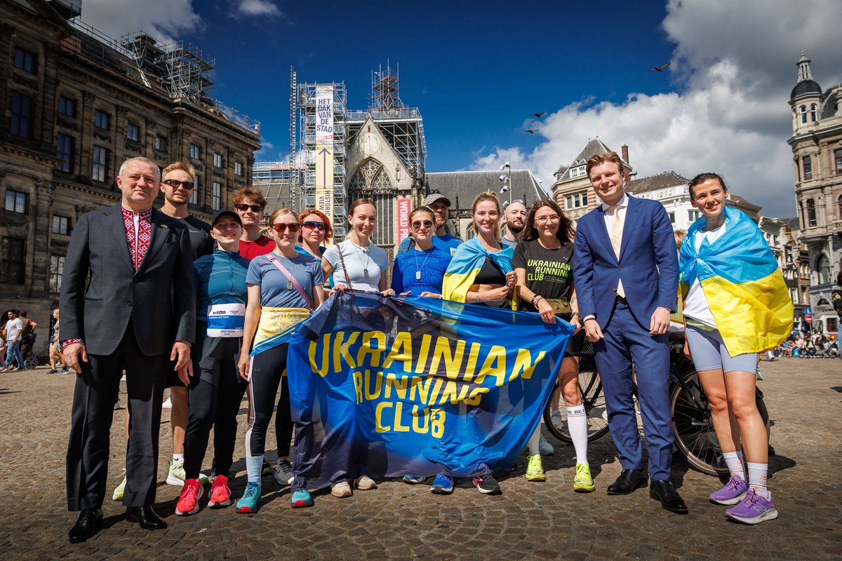 In Amsterdam we honor the bravery of Ukraine on Independence Day.

We share the values of freedom and democracy, and share the same security interests against Russian aggression.

We see your struggle, feel your pain, and admire your courage. The Netherlands stands with you! 🇳🇱🇺🇦