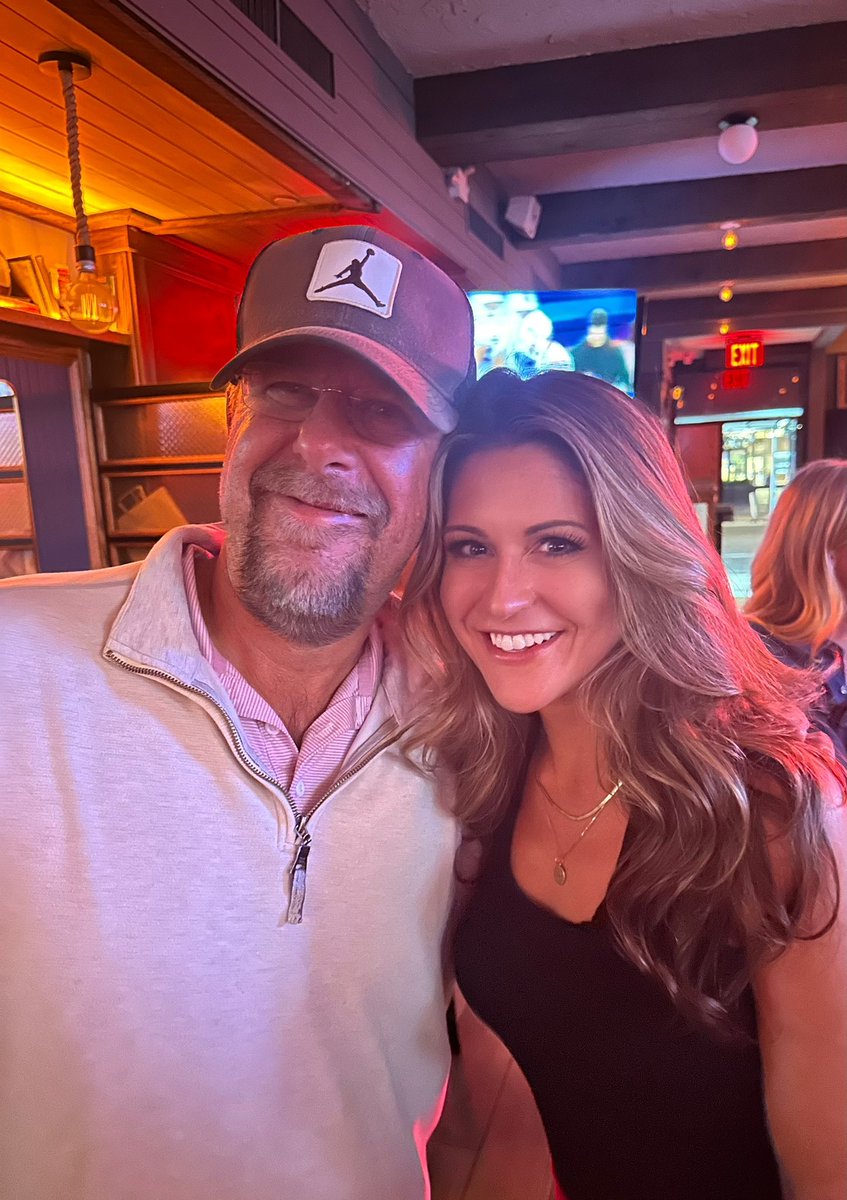 LucilleBurdge's tweet image. I will get a @BBisntBoring tattoo if the Red Sox win the World Series.