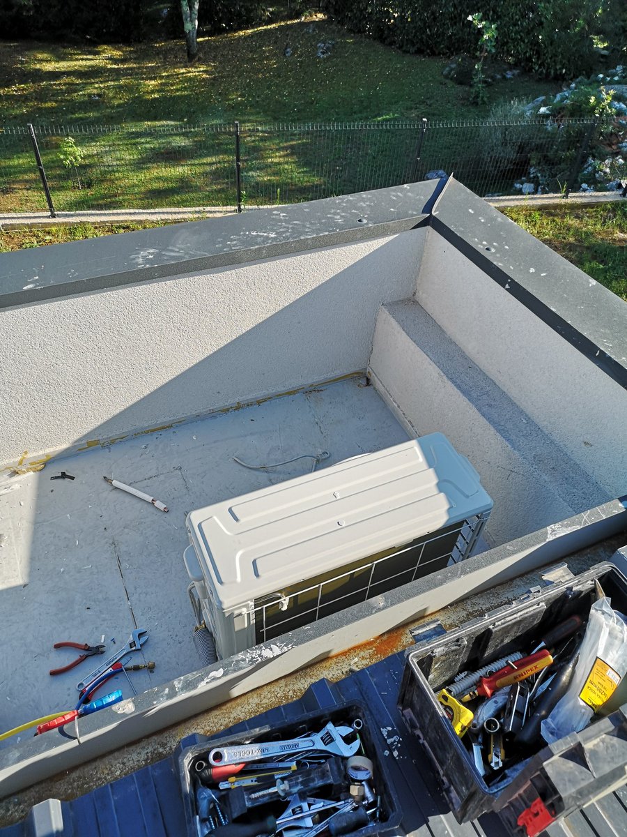 AC 1 of 7 installed on the house.

Next is bedroom or my office.